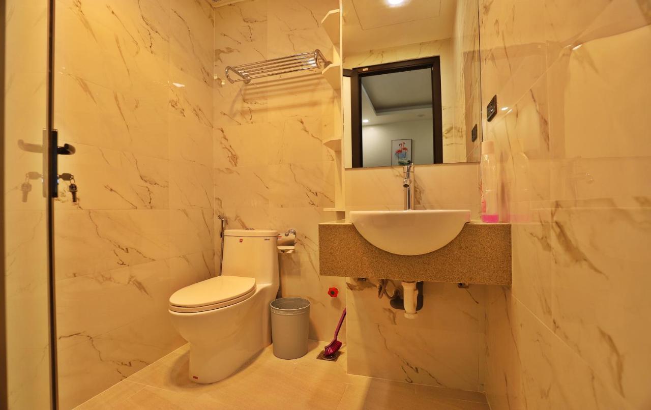 Luck Apart 05 - Tay Ho Hanoi Apartment Экстерьер фото